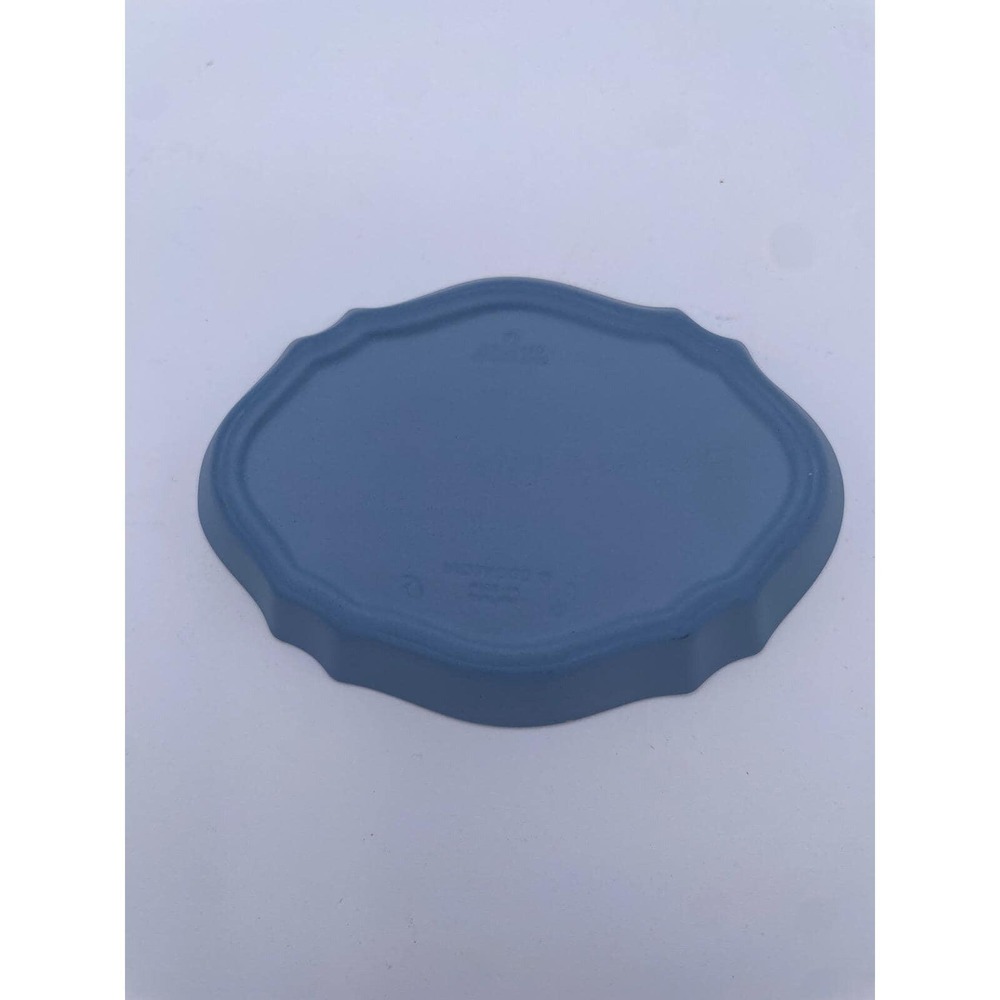 RARE Wedgwood Peter Rabbit Jasperware Blue Oval Trinket Dish Beatrix Potter - Picture 4 of 8
